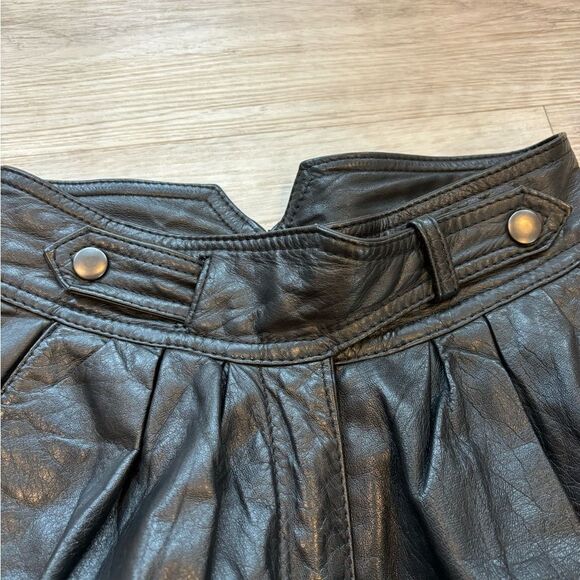 Vintage Genuine Leather Pleated Hi Rise Leather pant size 2 - Picture 6 of 6